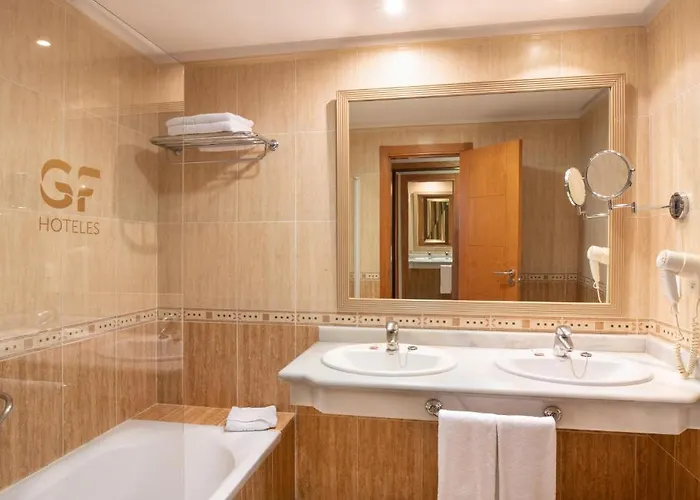 فندق جي إف فانابيه 4*