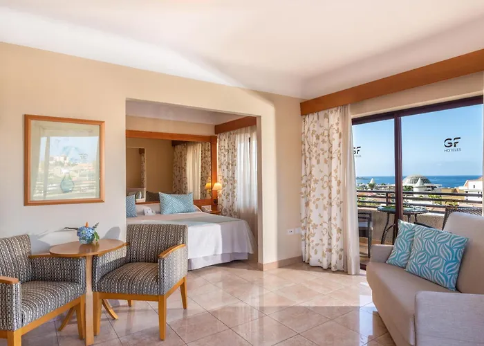 Gf Fanabe מלון אדחה